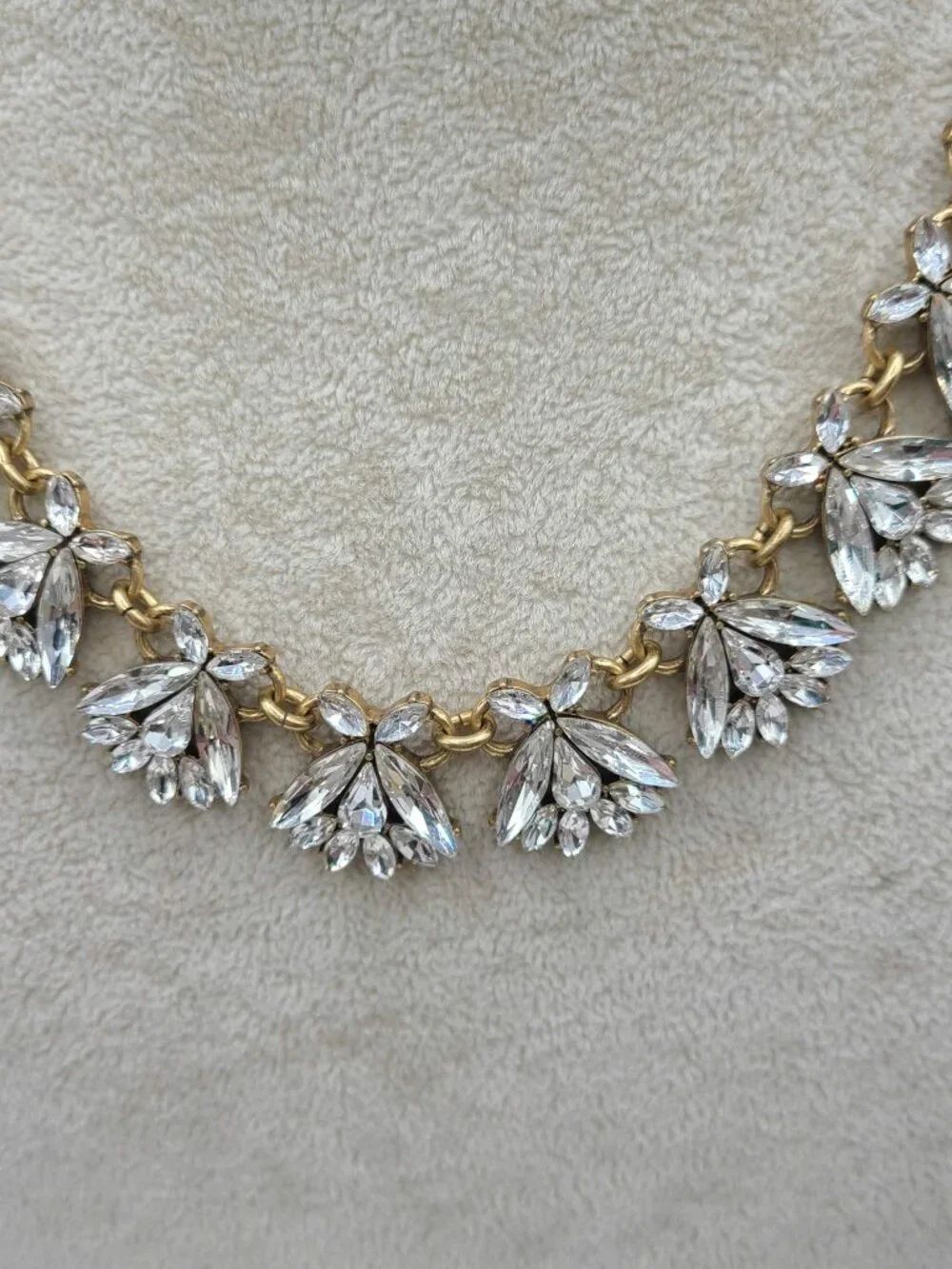 J Crew Gold Tone Clear Crystal Necklace - Picture 4 of 10